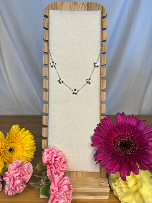 Silver Daisy Necklace